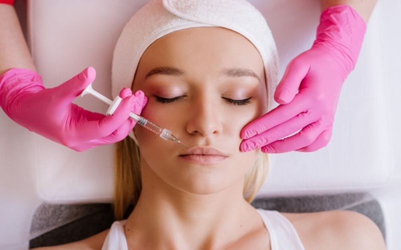 Understanding the Role of Dermal Fillers in Anti-Aging Treatments