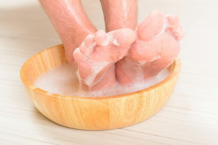 Simple Ways to Maintain Healthy Feet and Prevent Common Problems